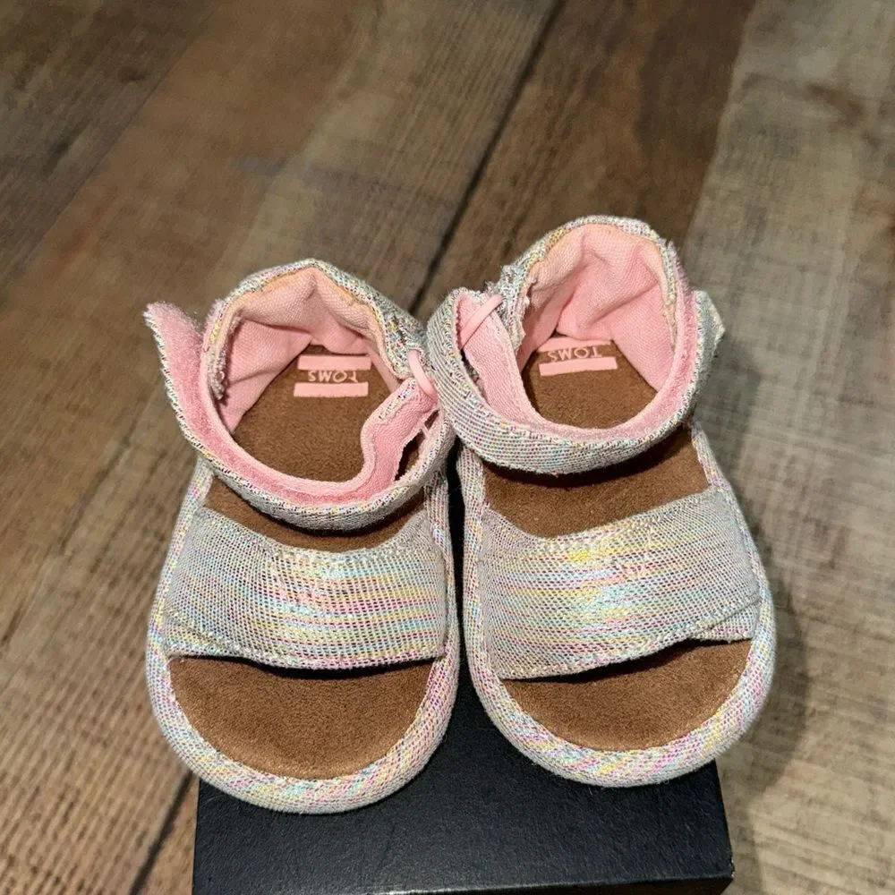 TOMS Shiloh baby Girls SIZE 2 M Pink Multi Twill Glimmer CRAWL Sandals